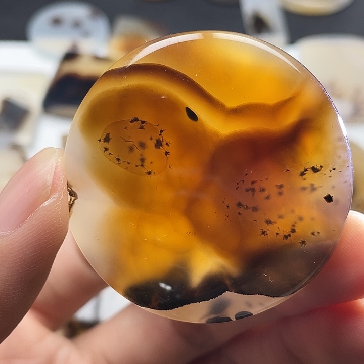 玛瑙/玉髓未镶嵌颈饰