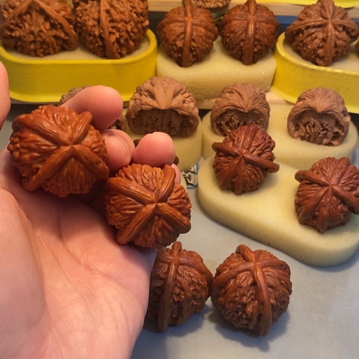 l***s文玩核桃吊坠bbhnnnnn