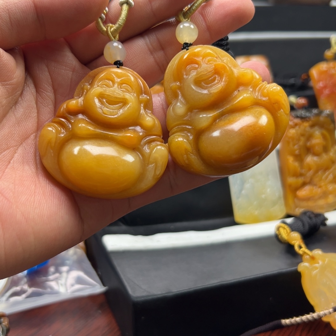 石英质玉（黄龙玉）未镶嵌多选发其一