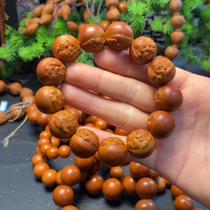 灯***煌橄榄核手串1.8尺寸财神