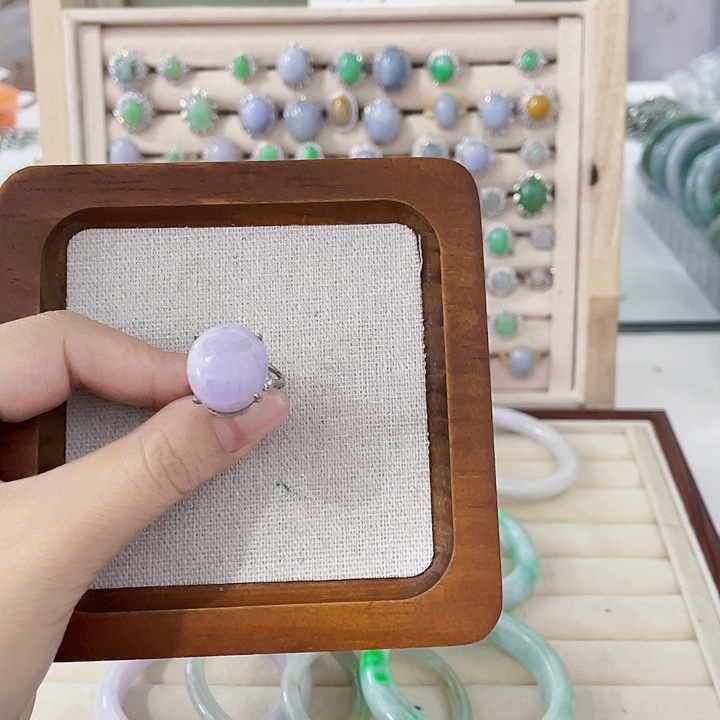 翡翠未镶嵌颈饰天然翡翠Ａ货