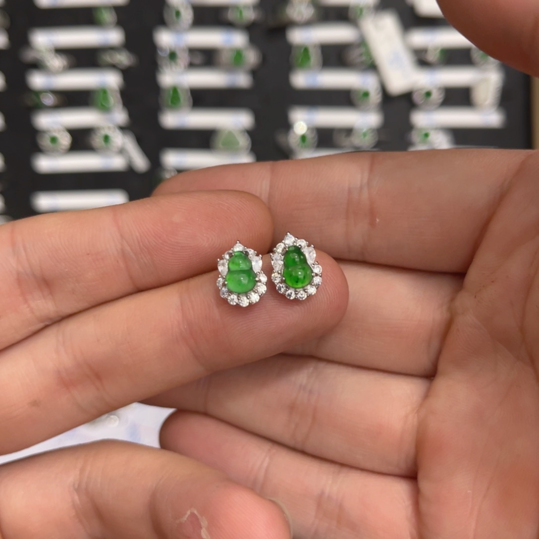 翡翠戒指银S925镶嵌翡翠耳钉