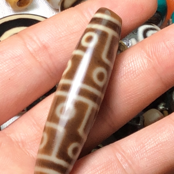 泥塑步*生东西。          