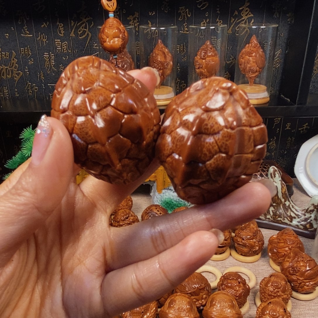 橄榄核吊坠乐*呼大富家一对08