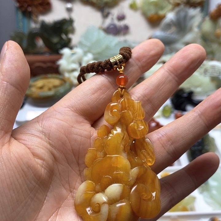 未镶嵌蛇纹石玉颈饰