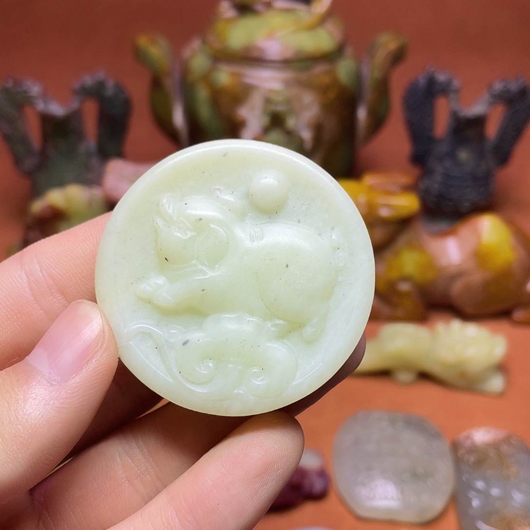 白玉菩提吊坠白玉菩提——吊坠摆件