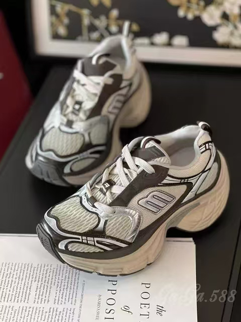 休闲老爹鞋时尚休闲鞋潮流厚底女款休闲鞋春季时尚潮鞋透气