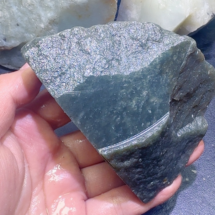 和田玉未镶嵌珠宝半成品