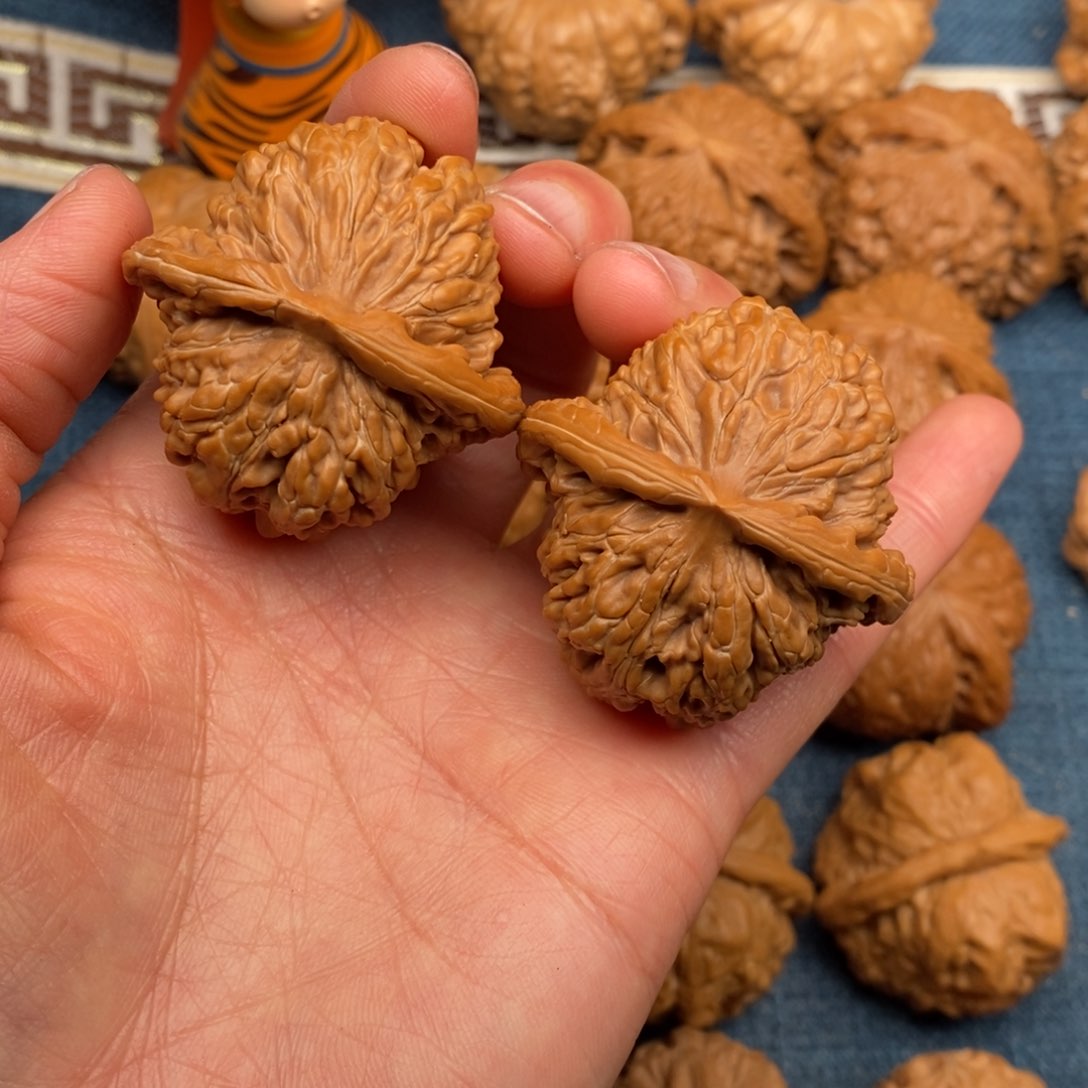 文玩核桃把件41汉高楼