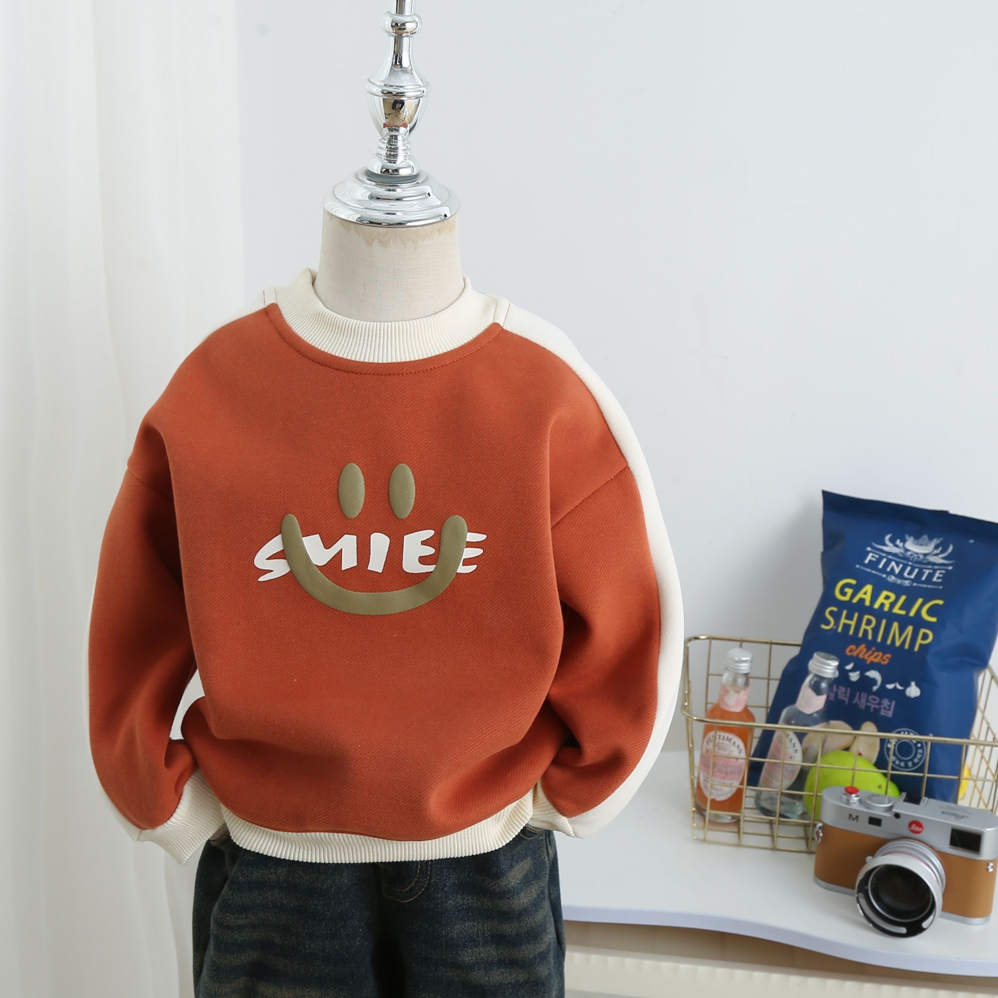 2025新款洋气韩版春秋圆领加绒印花字母卫衣套头宝宝加厚上衣童装