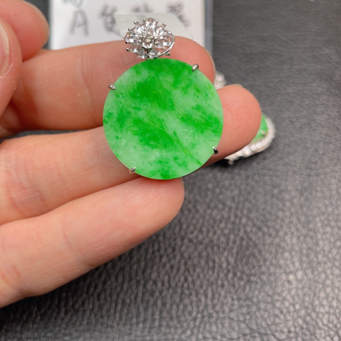 翡翠吊坠(不含链)银S925镶嵌吊坠