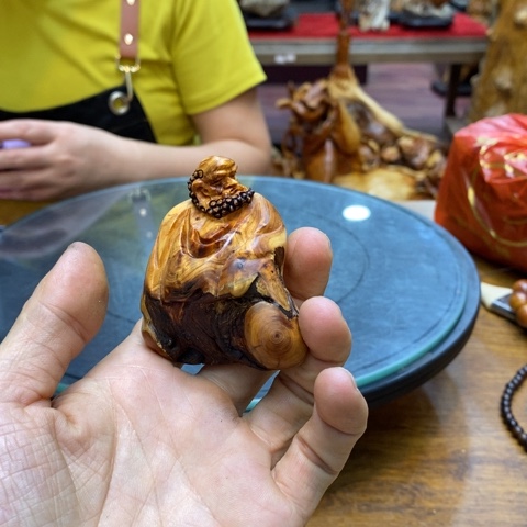 柏木冲***霸太行崖柏根雕