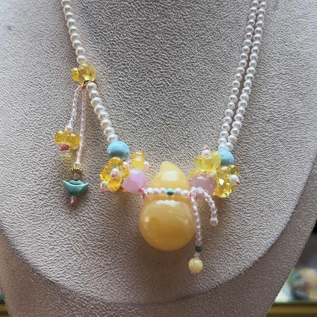 琥珀未镶嵌手镯琥珀