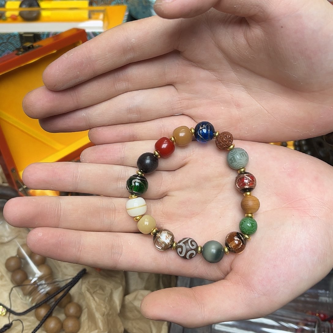 大叶紫檀（黑酸枝木类）