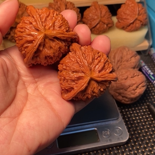 逆***流文玩核桃吊坠核桃