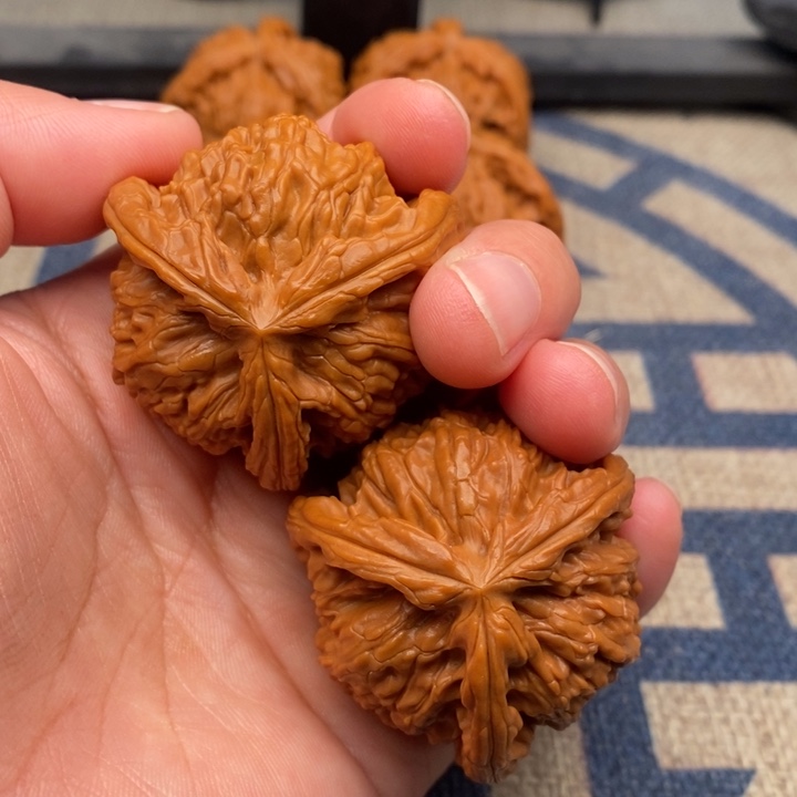 吊坠文玩核桃兵*.三棱