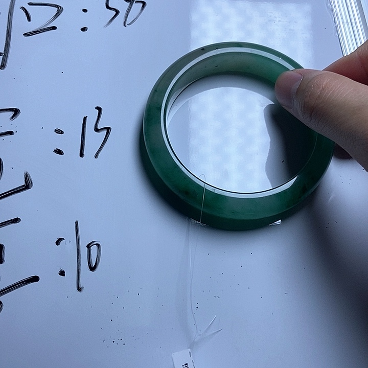 石英质玉手镯未镶嵌2