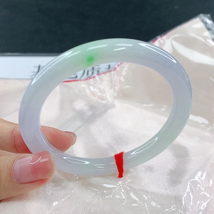 翡翠未镶嵌手镯圈56，04155