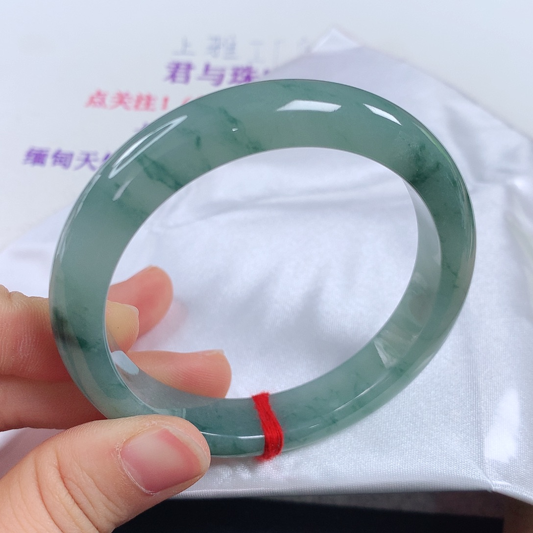 翡翠手镯未镶嵌 正圈①①②
