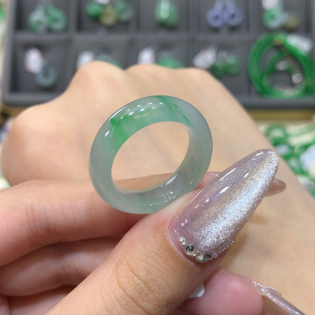 翡翠戒指未镶嵌18冰飘花