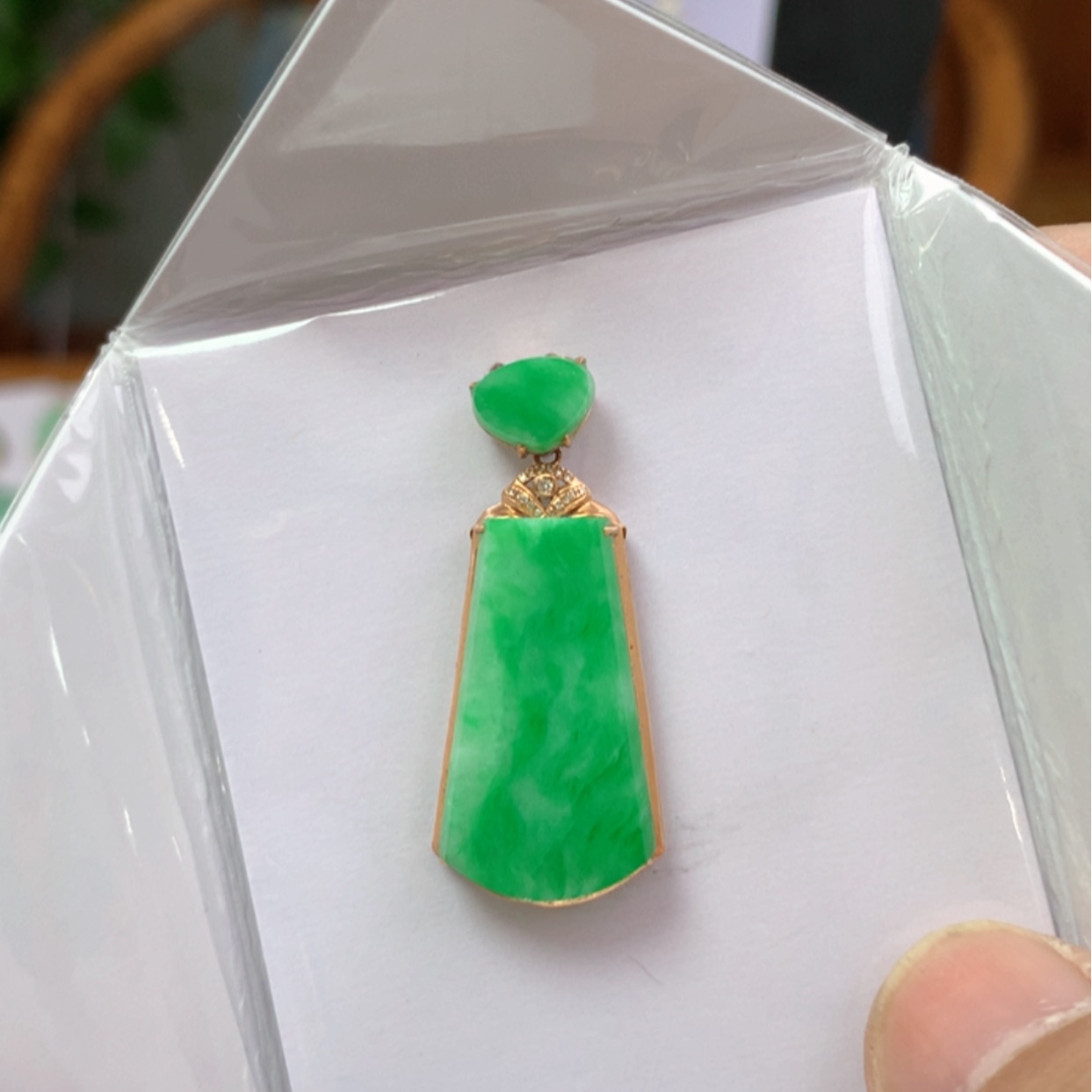 【闪购商品】翡翠颈饰18K金镶嵌翡翠