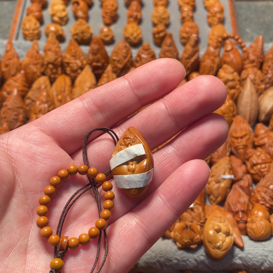 方***圆橄榄核手串/手链大漏美女