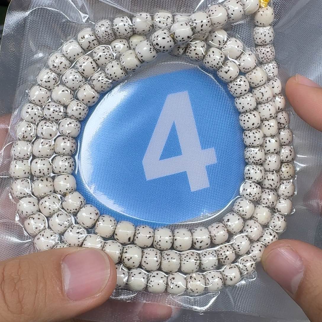 吊坠星月菩提87脖挂。   4