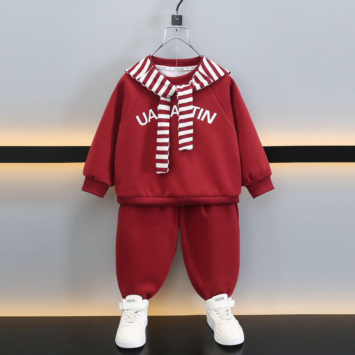 2025新款男女童运动服套装韩版儿童条纹披肩上衣休闲宽松百搭裤潮
