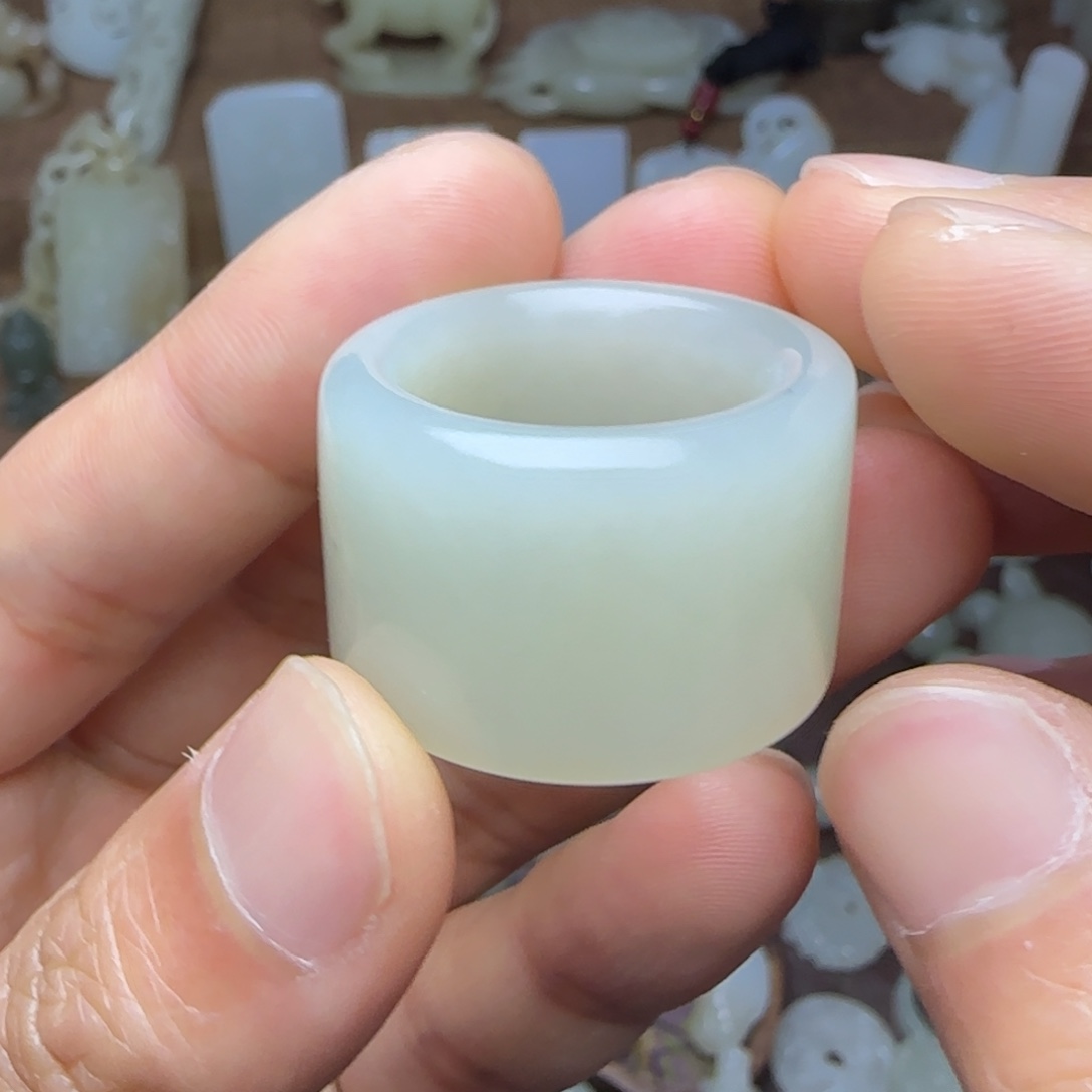 和田玉未镶嵌挂件内经21