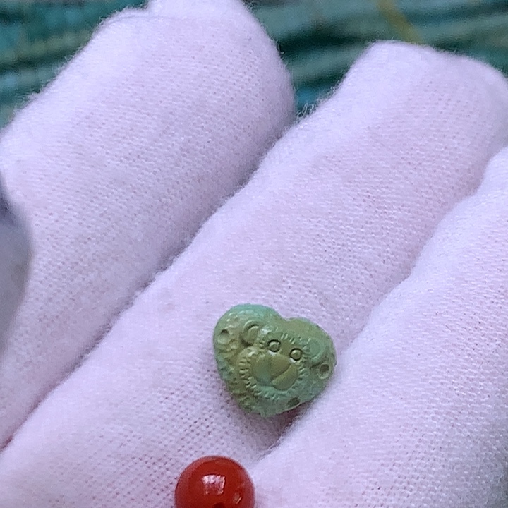 南红玛瑙未镶嵌珠宝奇石