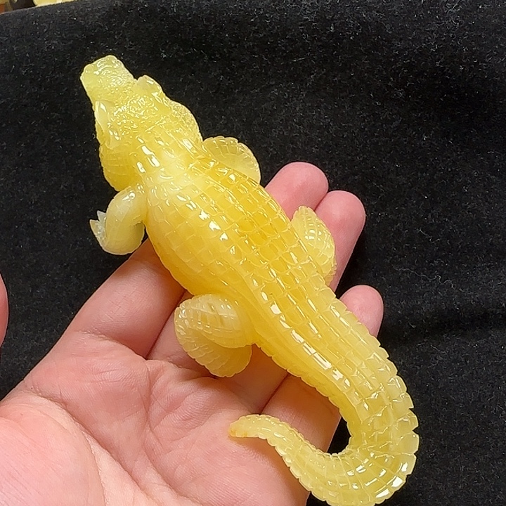 未镶嵌蜜蜡珠宝奇石