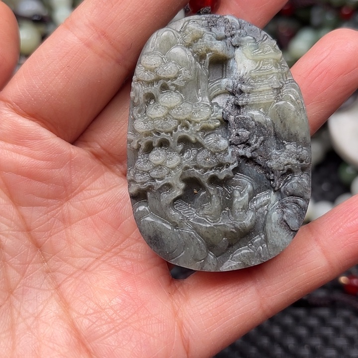 和田玉颈饰未镶嵌