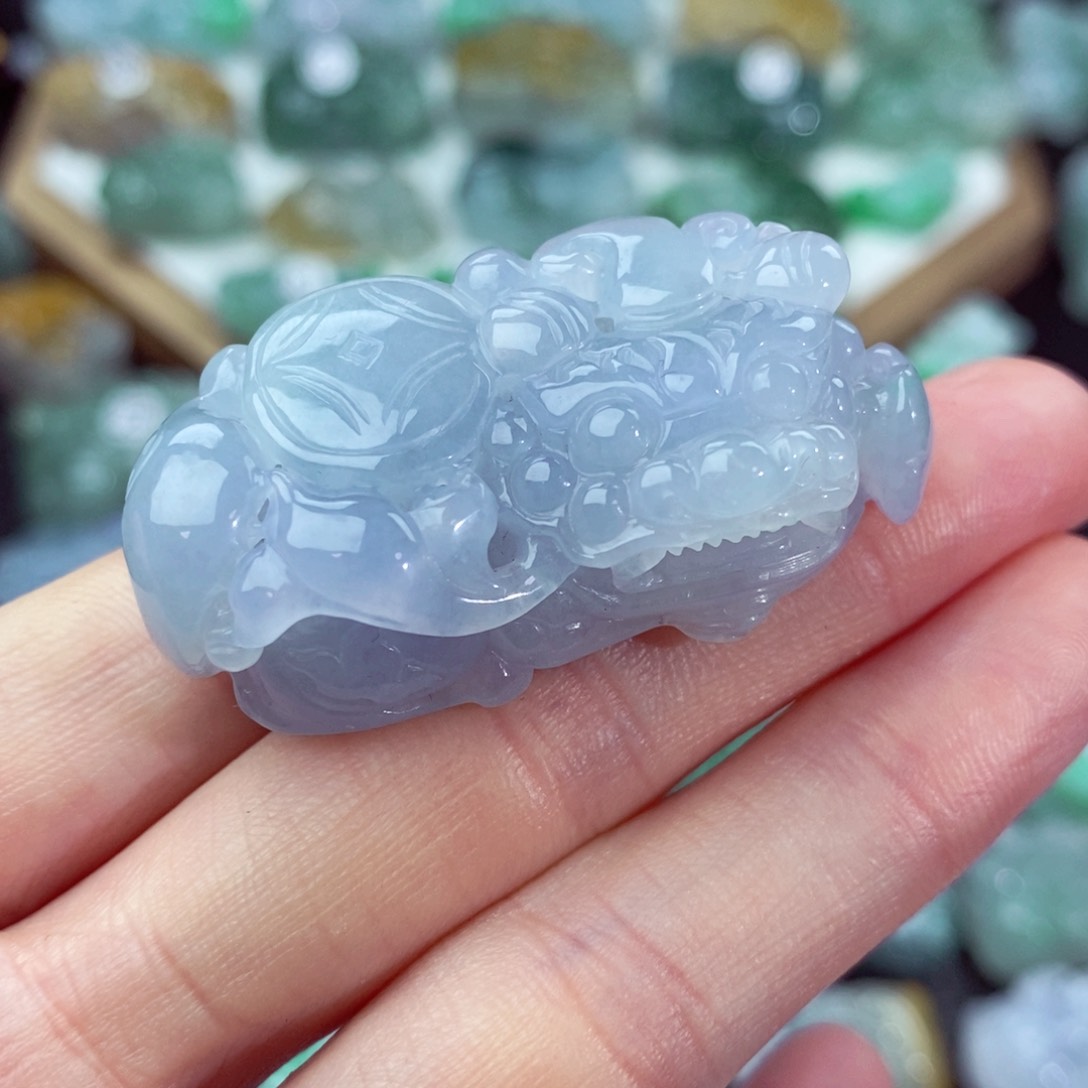 翡翠颈饰未镶嵌天然