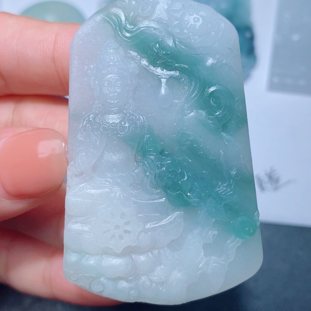 未镶嵌吊坠定制翡翠