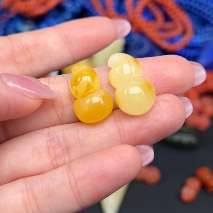 琥珀未镶嵌吊坠(不含链)多样性