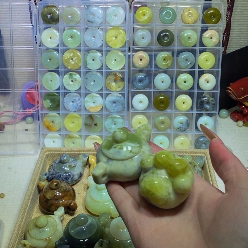 【闪购商品】蛇纹石玉其他未镶嵌351
