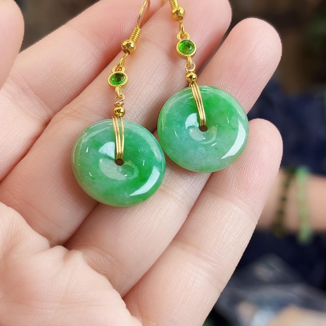 翡翠未镶嵌颈饰耳饰