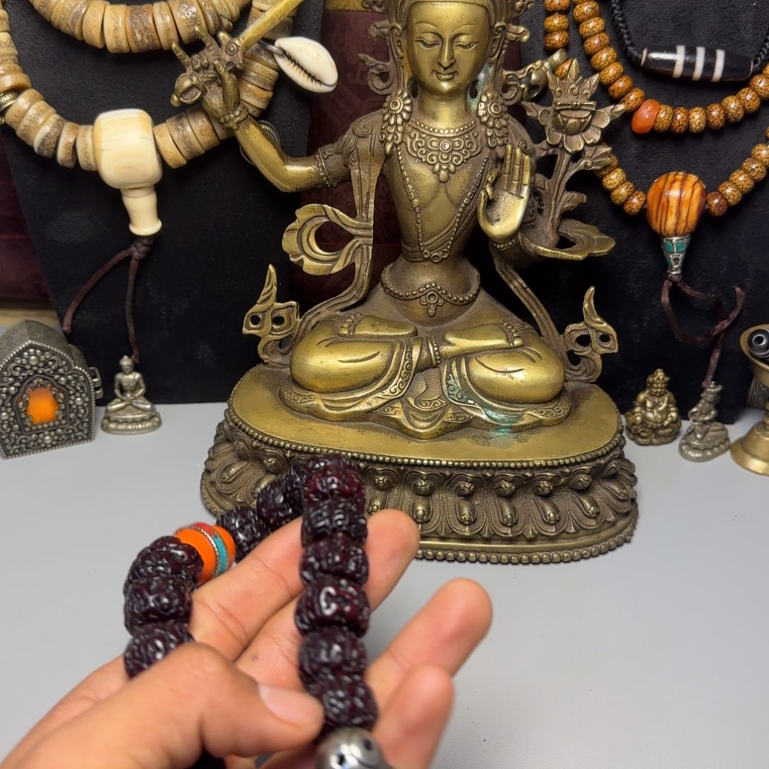 交***运格桑工艺坊直播间