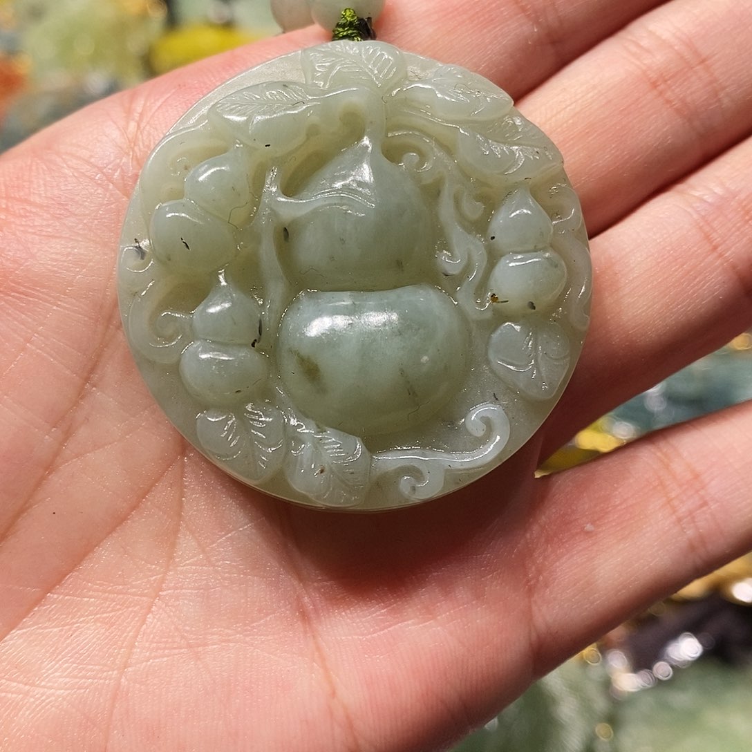 未镶嵌岫玉毛衣链
