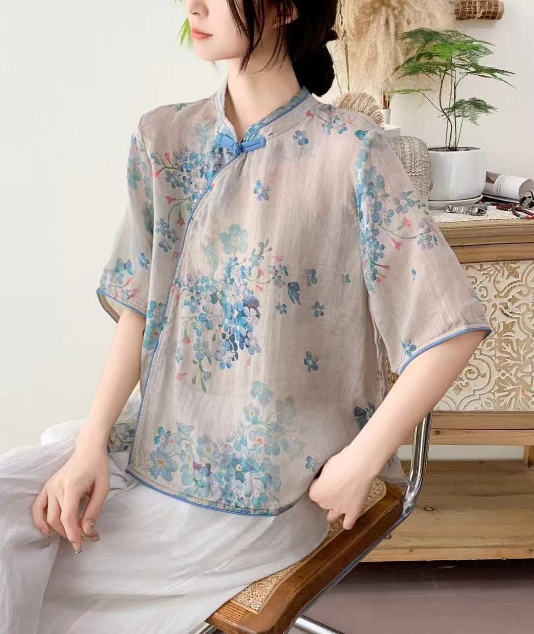 编号A230-A416刺绣立领文艺新中式女装复古撞色刺绣衬衫T恤