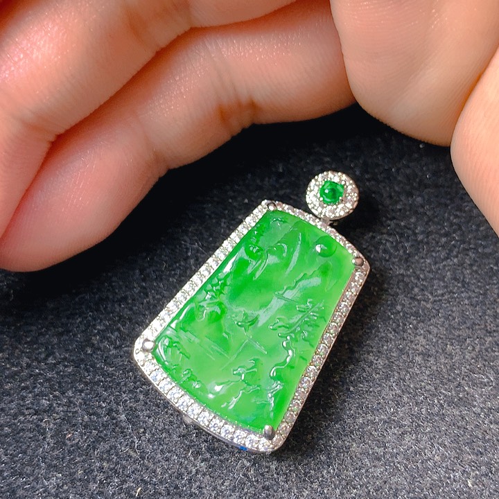 翡翠未镶嵌颈饰翡翠多样性发货