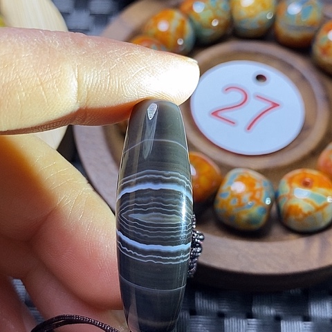 未镶嵌颈饰玛瑙/玉髓心**树