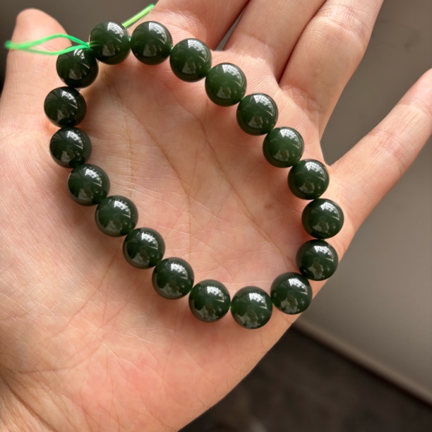 湖水绿卡10mm手串天然和田玉高级大气耐看送妈妈朋友礼物拍一发一