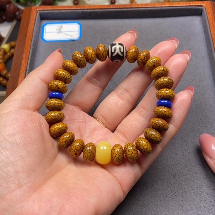 星月菩提吊坠菩提