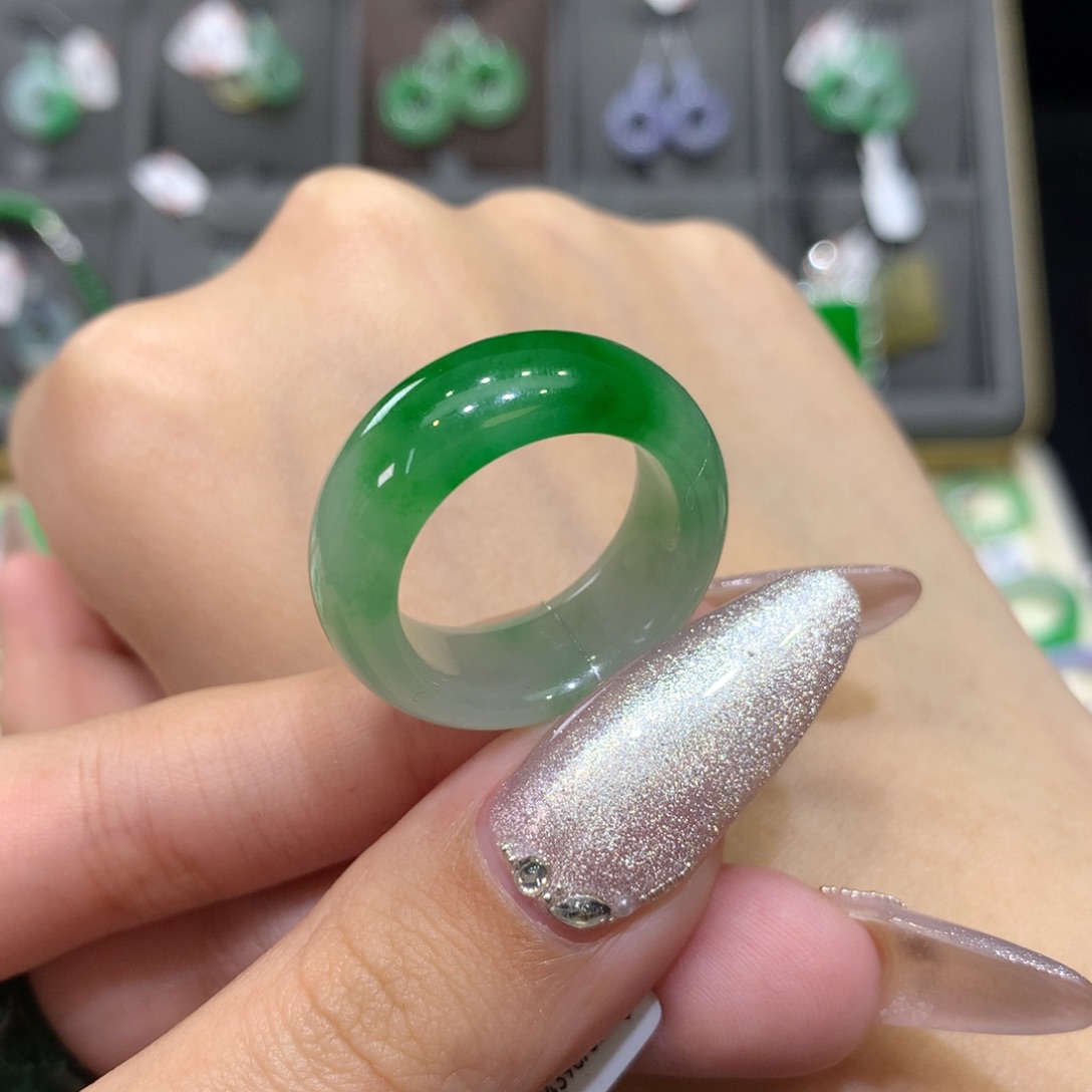 翡翠戒指未镶嵌19-20轮胎