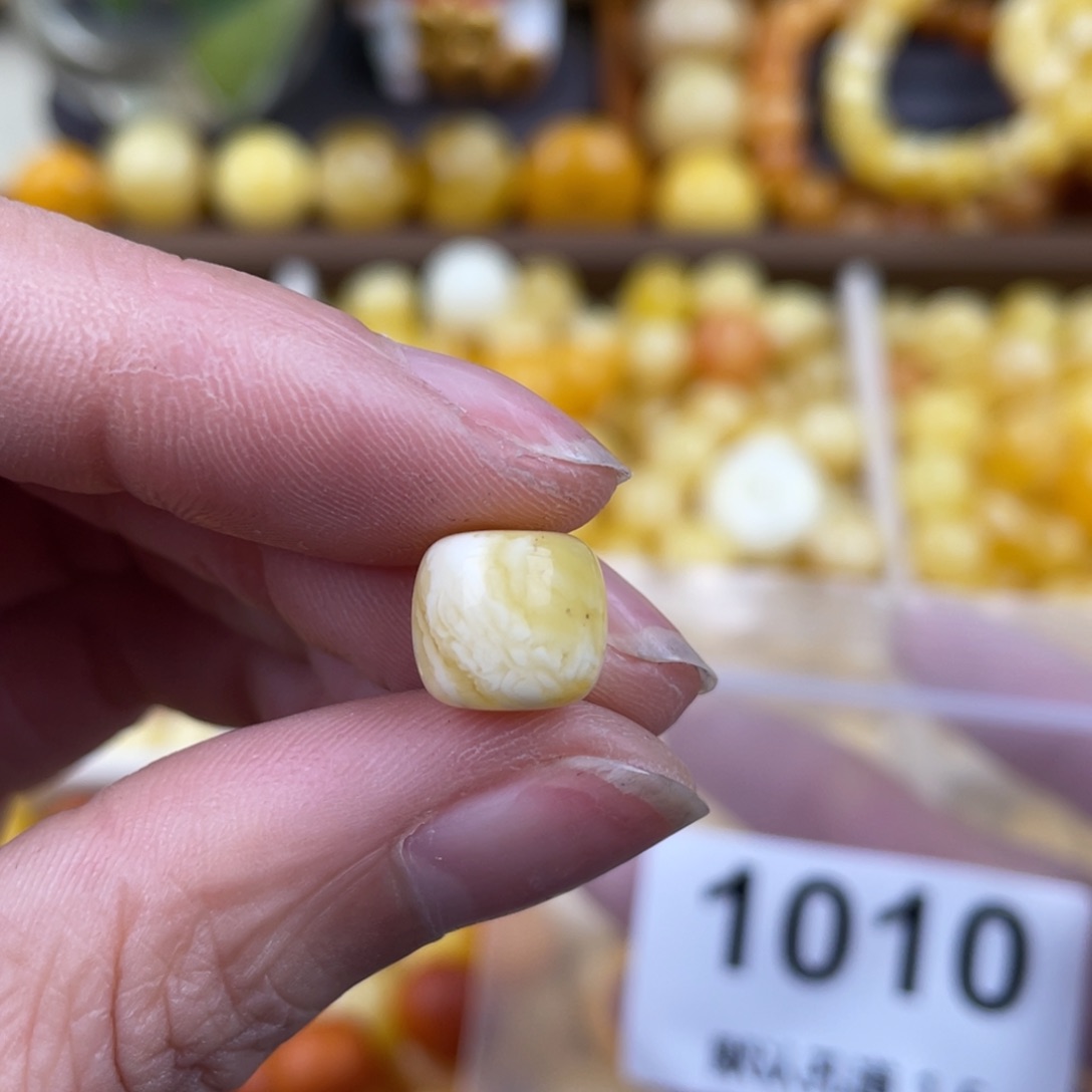 未镶嵌蜜蜡珠宝奇石微粉10.0