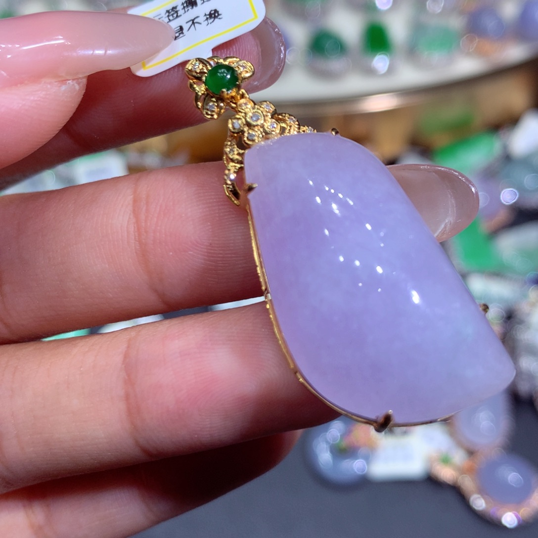 翡翠吊坠(赠链)18K金镶嵌