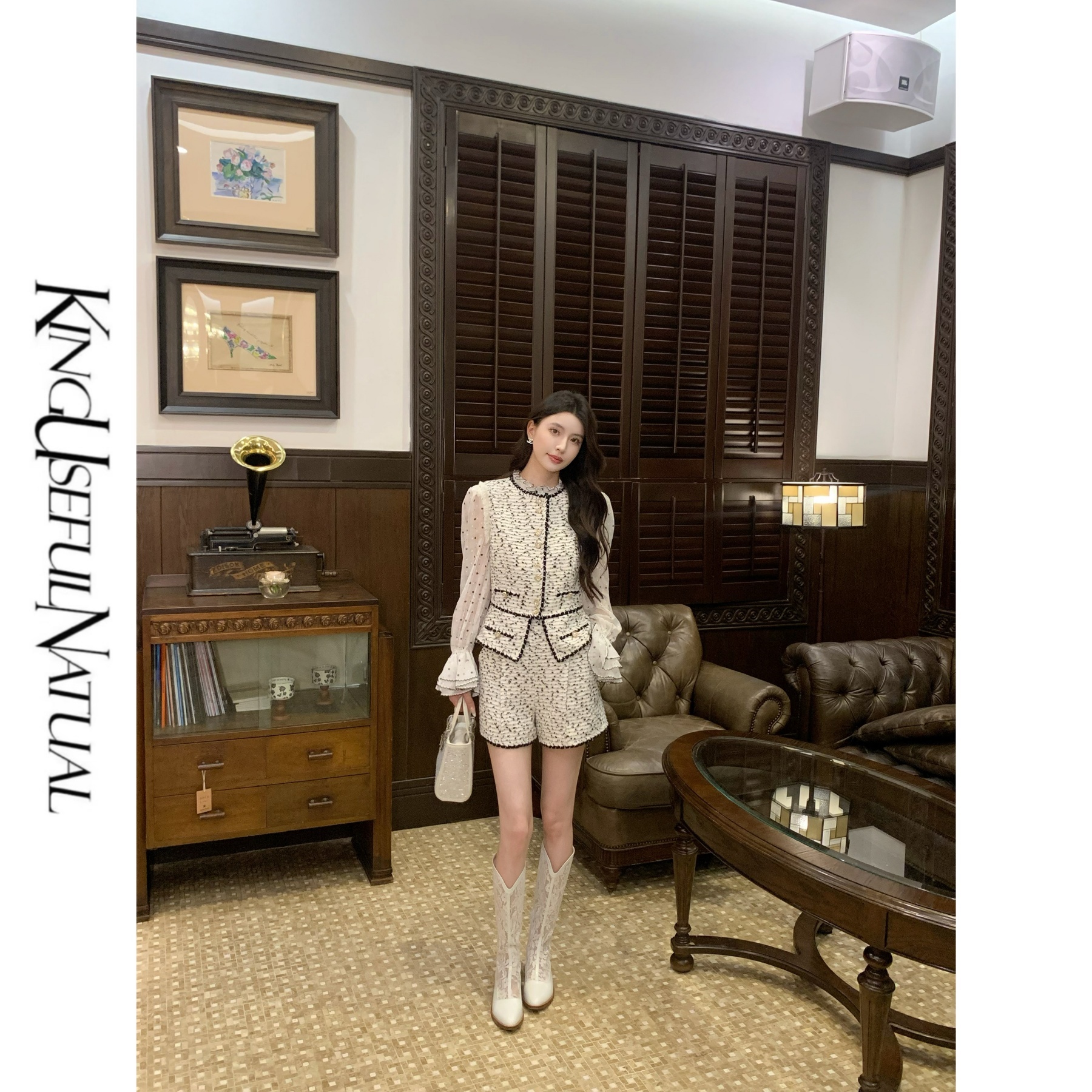 KUN【妮气香香】贵气香风 经典黑白纱线混织羊毛金色钻扣立裁套装