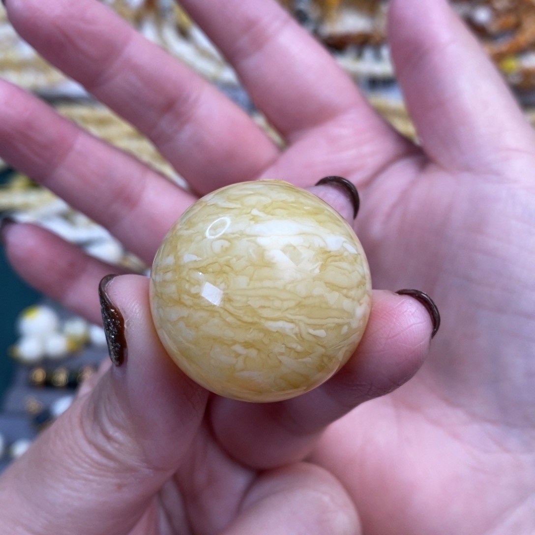 琥珀裸石未镶嵌虎皮千层雪圆珠30