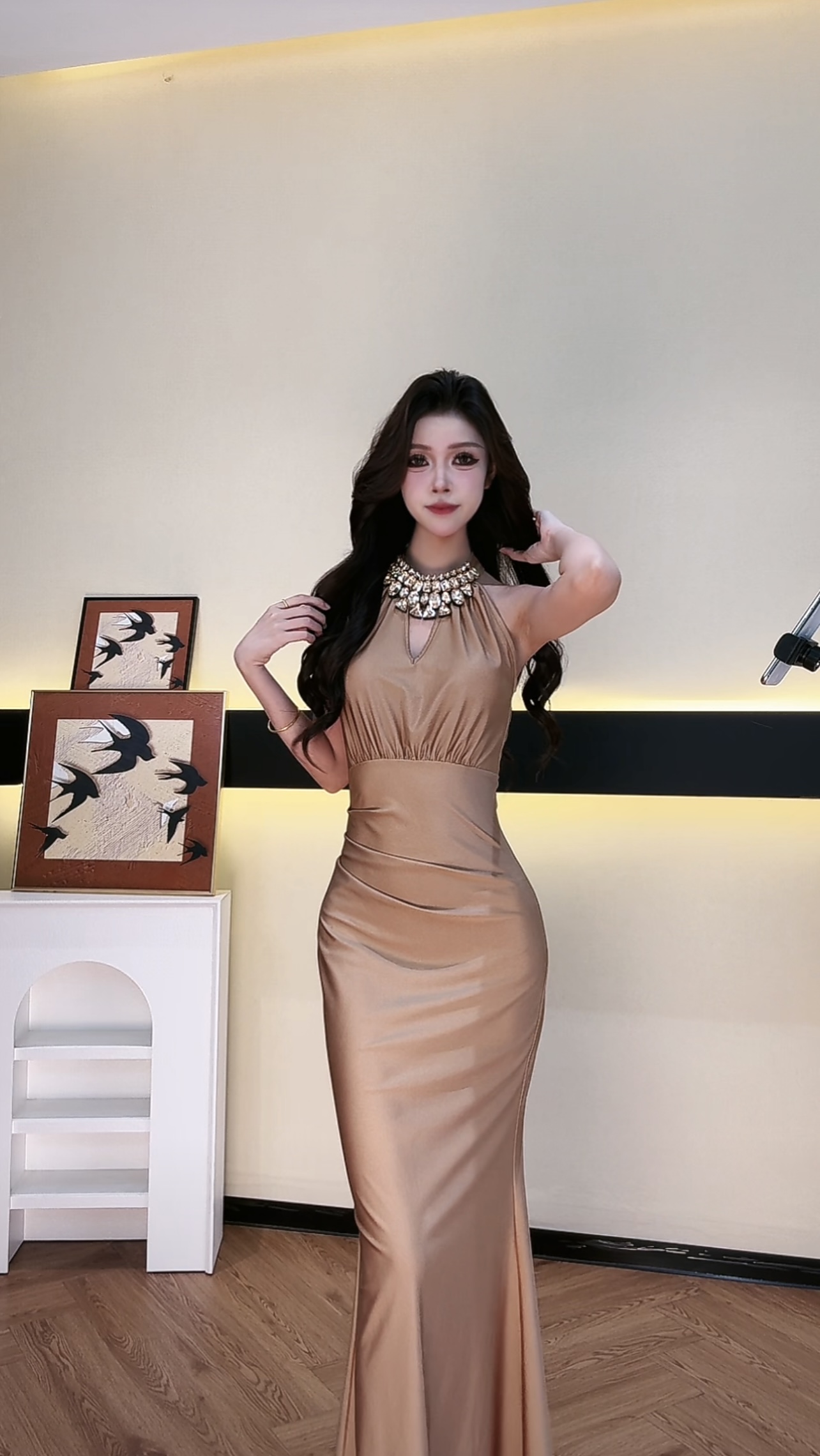 【茜茜推荐】修身贵气性感连衣裙夏季挂脖长裙显瘦收腰YNNYF52362